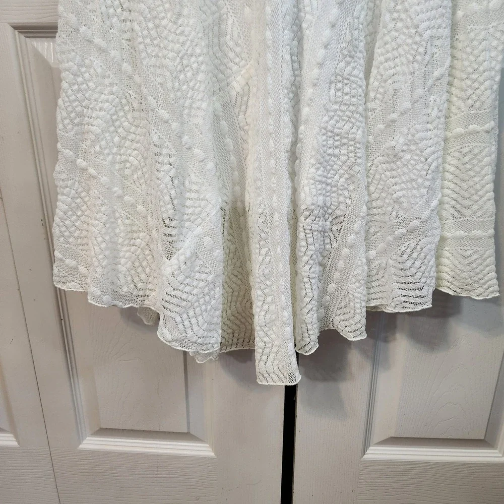 Rabbit Rabbit Rabbit Designs White Chevron Lace Midi Dress Ruffled Hem 18 - Picture 3 of 12
